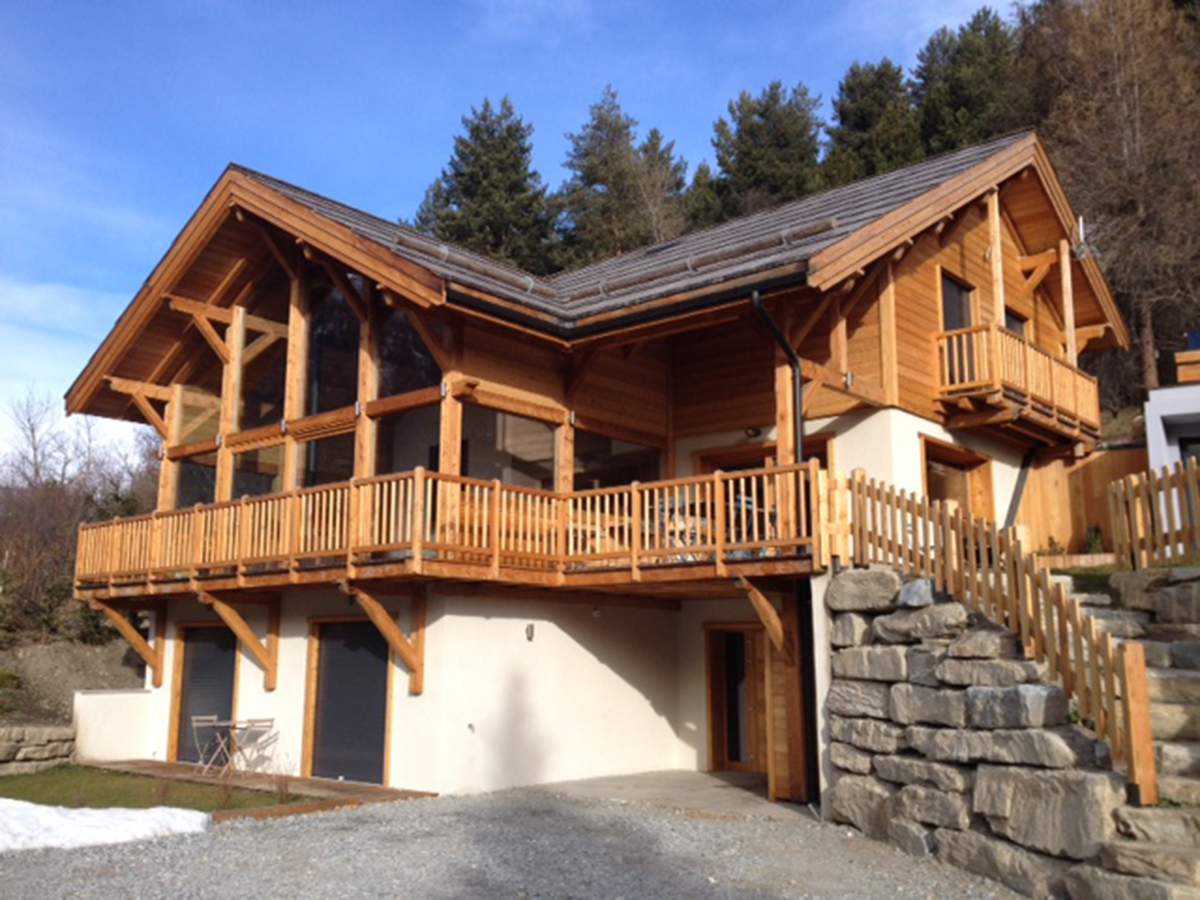 Constructeur Maison Poteau Bois Poutre Bois Hautes Alpes Boulot SARL Constructeur Maison Poteau Bois Poutre Bois Hautes Alpes Boulot SARL